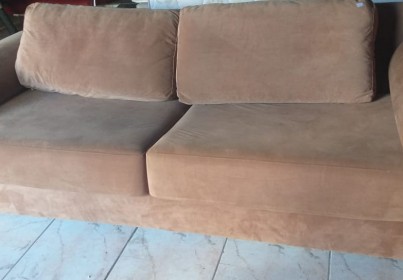Sofá confortável 2,40 m